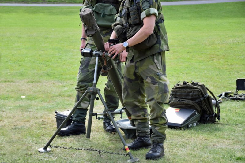Granatkastare 8 cm m/84 grupperad i eldställning. Foto: ©2017 Henrik Svensk