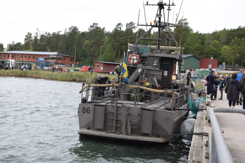 Akterdäcket på bevakningsbåt HMS Modig (86)